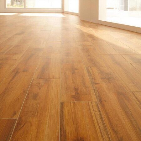 изображение пвх плитка под дерево в зале