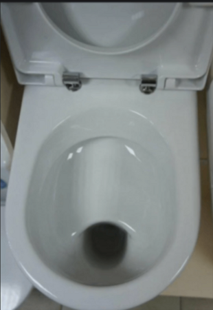 изображение унитаза с козырьковой полкой