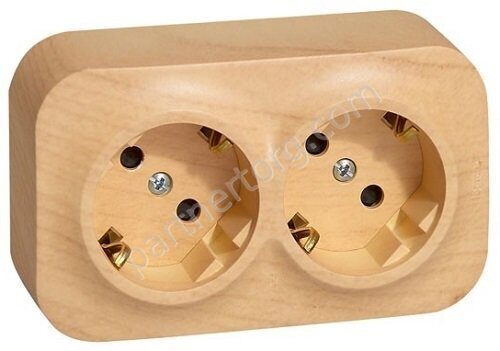 Legrand Quteo cиловая розетка двойная 2x2К+З 16А 250В, цвет светлое дерево
