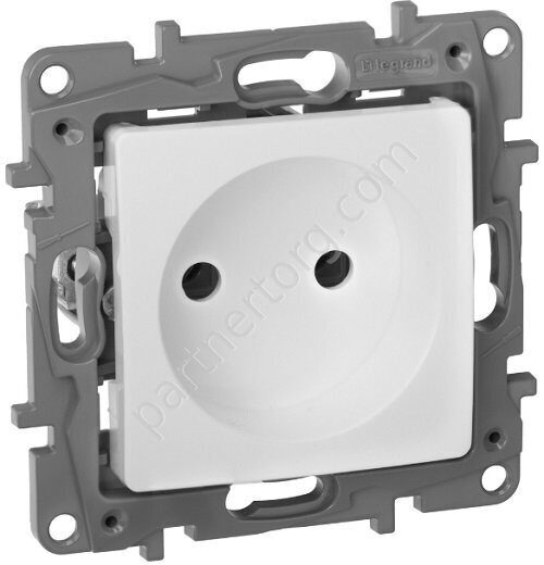 Legrand Etika cиловая розетка 2К 16А 250В, цвет белый