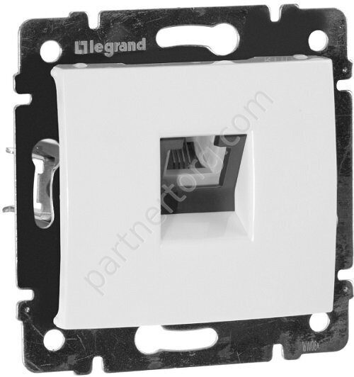 Legrand Valena Classic розетка телефонная RJ11, с лицевой панелью, цвет белый