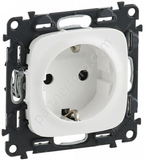 Legrand Valena Allure cиловая розетка 2К+З 16А 250В, безвинтовые зажимы, со шторками, цвет белый