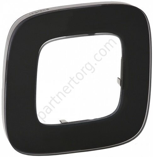 Рамки для серии Valena Legrand Allure в цвете черное стекло