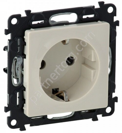 Legrand Valena Life cиловая розетка 2К+З 16А 250В, безвинтовые зажимы, с лицевой панелью, цвет слоновая кость