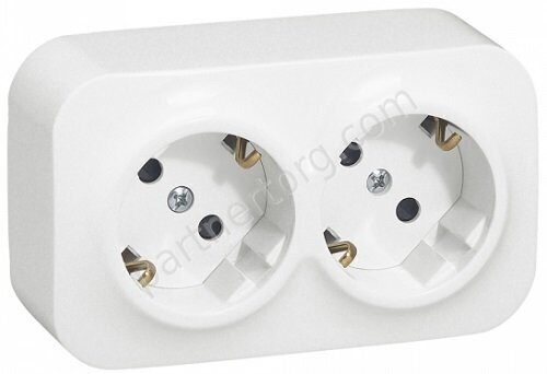 Legrand Quteo cиловая розетка двойная 2x2К+З 16А 250В, цвет белый
