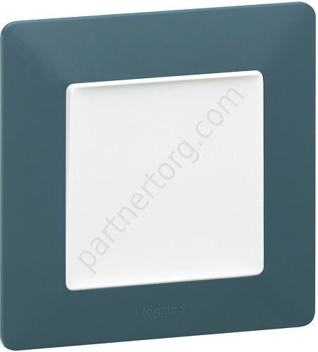 Рамки для серии Valena Legrand Life в цвете лазурь