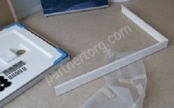 Экран для мраморного душевого поддона  Атриум 130х90 Bas