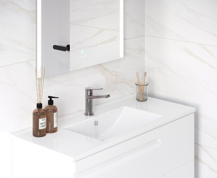 Calacatta Clarity Gold белый полированный керамогранит 60х120см Ceradim