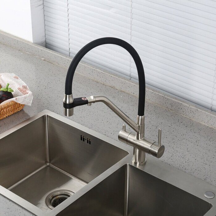 Gappo G4398-85 смеситель для кухни с гибким изливом сатин/черный