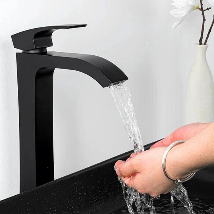 Gappo G1007-86 смеситель для раковины высокий, черный