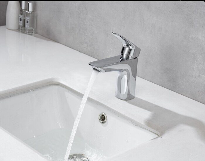 Aquatek Вега AQ1011CR  смеситель для раковины хром, с донным клапаном