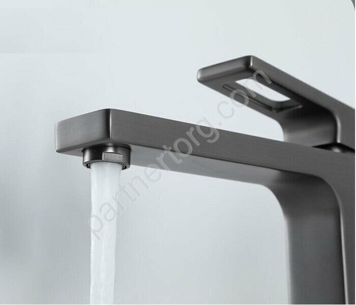 Gappo G1017-92 смеситель для раковины высокий Оружейная сталь