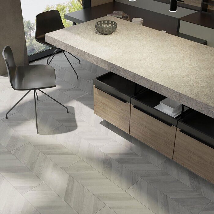 Дуб Кестинкорт пепел Large EPL243F4CL ламинат Egger 33 класс, 8мм