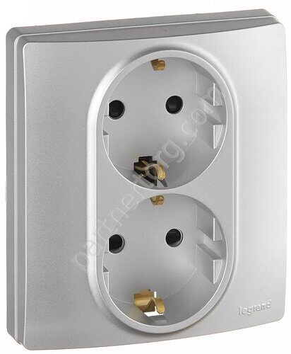 Legrand Etika cиловая розетка двойная 2x2К+З 16А 250В, безвинтовые зажимы, со шторками, цвет алюминий