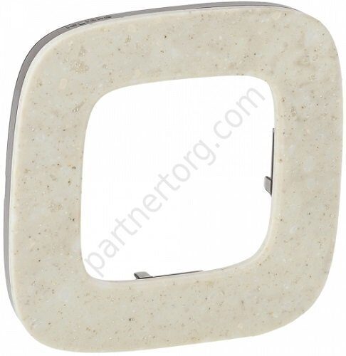 Рамки для серии Valena Legrand Allure в цвете дворцовый мрамор