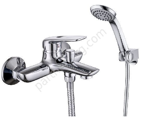 Male Iddis смеситель для ванны с коротким изливом MALSB00i02