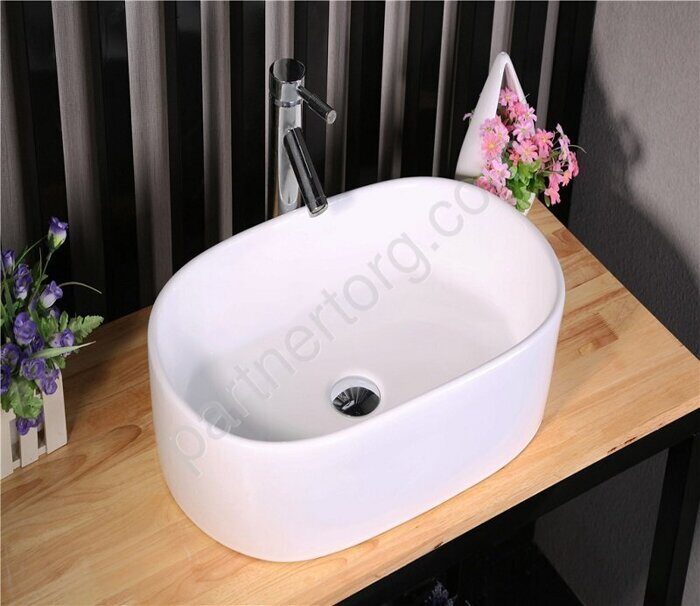 CeramaLux 9025-1 раковина настольная овальная белая