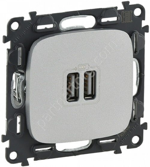 Legrand Valena Allure зарядное устройство 2xUSB, 240В/5В 1500мА, с лицевой панелью, цвет алюминий