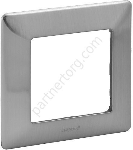 Рамки для серии Valena Legrand Life в цвете сталь