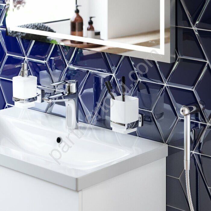 F90A03000 Gem, смеситель для умывальника с гиг.душем, излив 99 мм, хром, шт