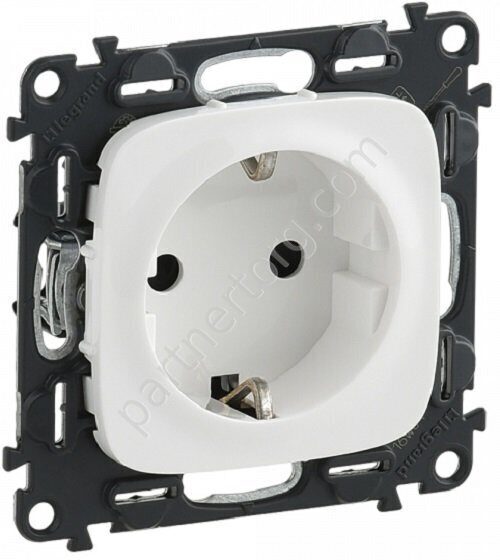 Legrand Valena Allure cиловая розетка 2К+З 16А 250В, винтовые зажимы, цвет белый
