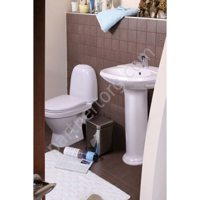 Виктория  Стандарт унитаз компакт Sanita косой выпуск с сидением