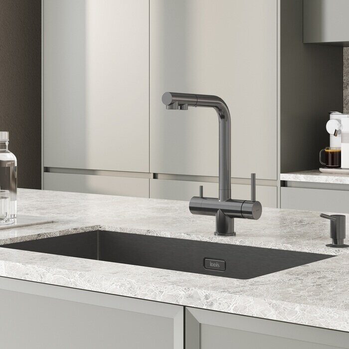 Umbra Iddis смеситель для кухни графит UMBGMPFi05