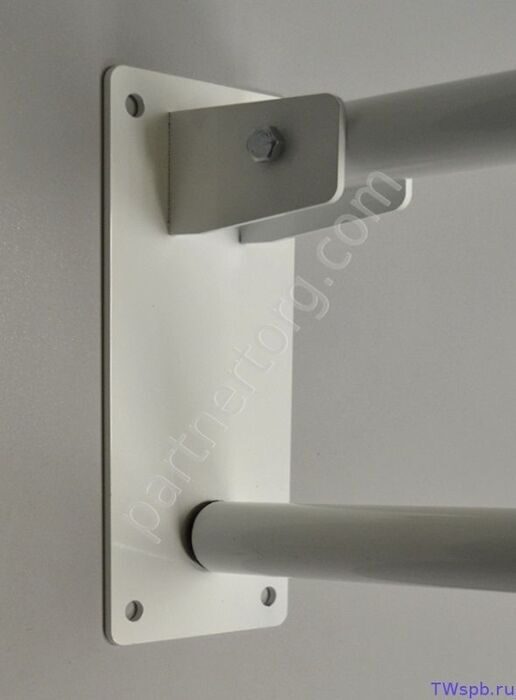 Персона  напольный унитаз с поручнем для людей с ограниченными возможностями Оскольская керамика