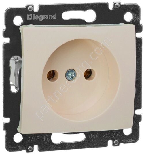 Legrand Valena Classic cиловая розетка 2К 10/16А 250В, винтовые зажимы, цвет слоновая кость