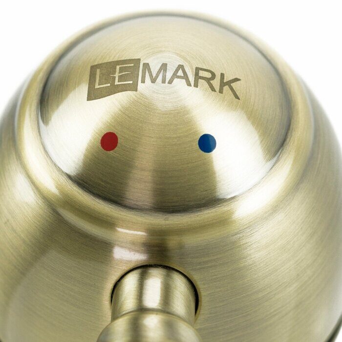 Villa LM4806B, смеситель для раковины монолитный, с донным клапаном, бронза Lemark