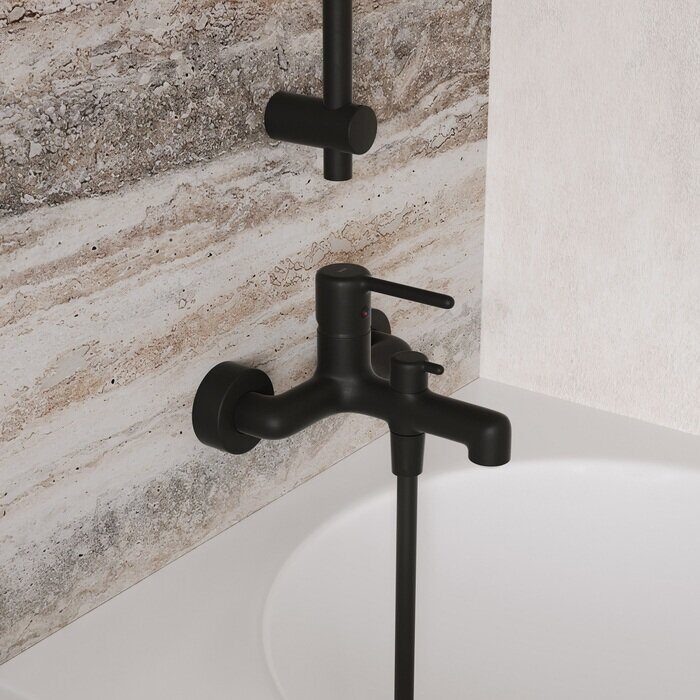 Aiger Iddis черный смеситель для ванны AIGBL00i02WA