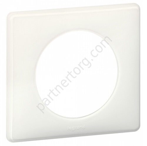 Рамки для серии Celiane Legrand в цвете белый глянец