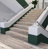 Практичная лестница из керамогранита